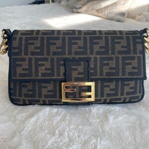 Fendi Baguette